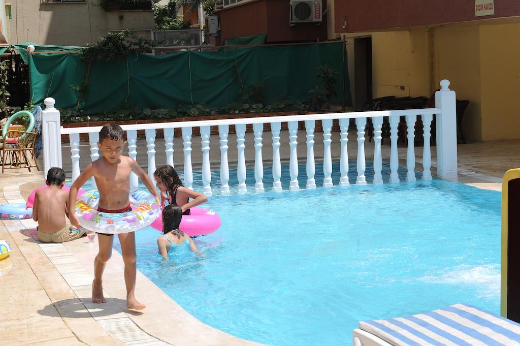 Holiday World Hotel Alanya Dış mekan fotoğraf